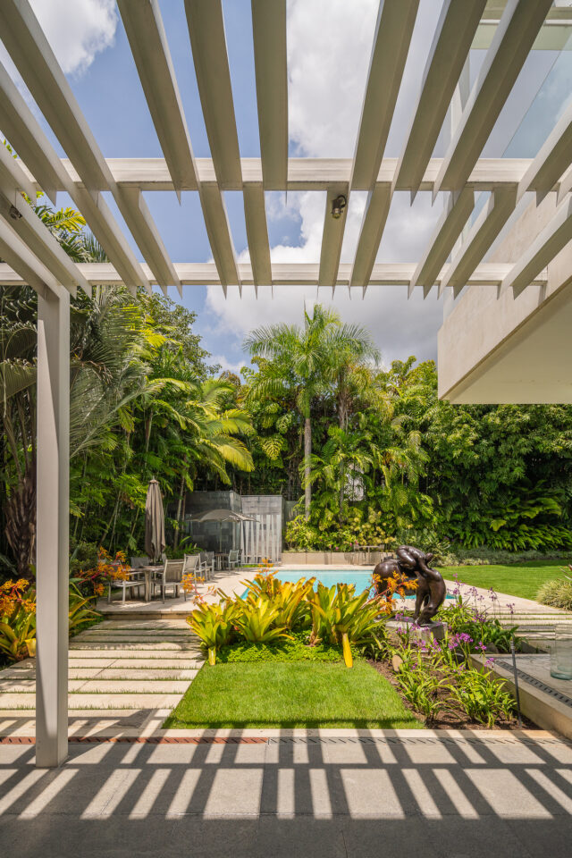 Residential Architecture: Totón Sánchez